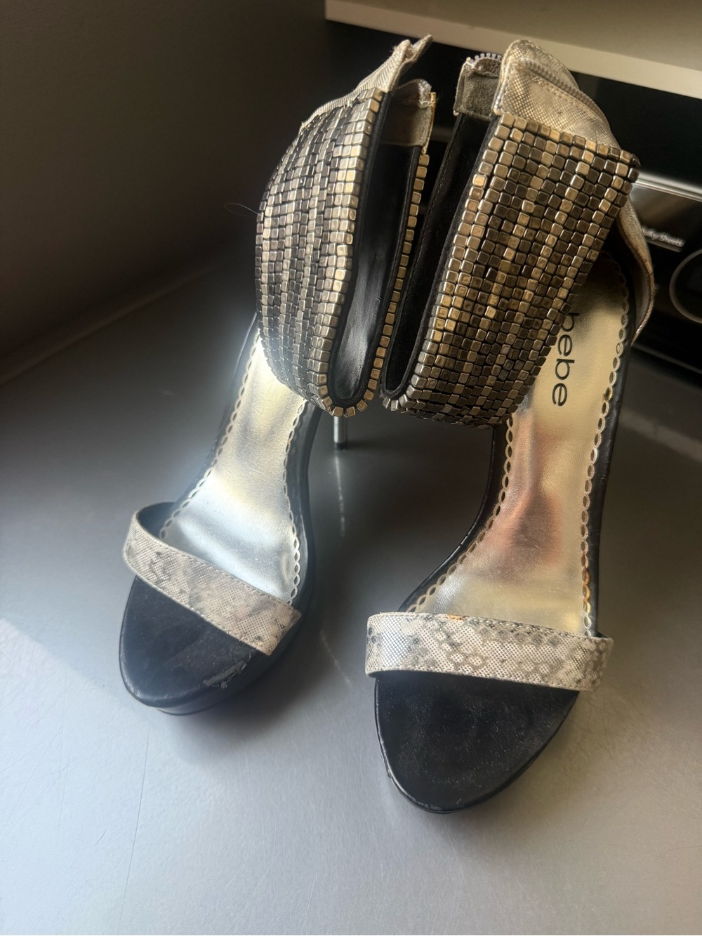Bebe heels - Picture 2 of 7